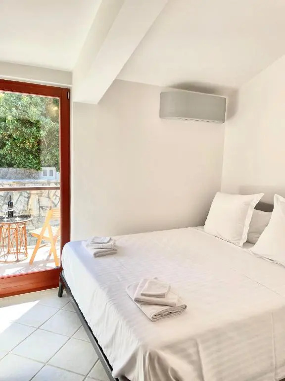 @Hvar Island Seaside Villa (1st row at seaside)