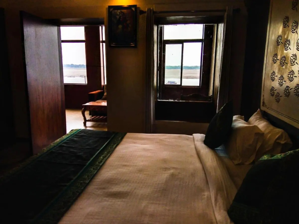 Dwivedi Hotels Sri Omkar Palace