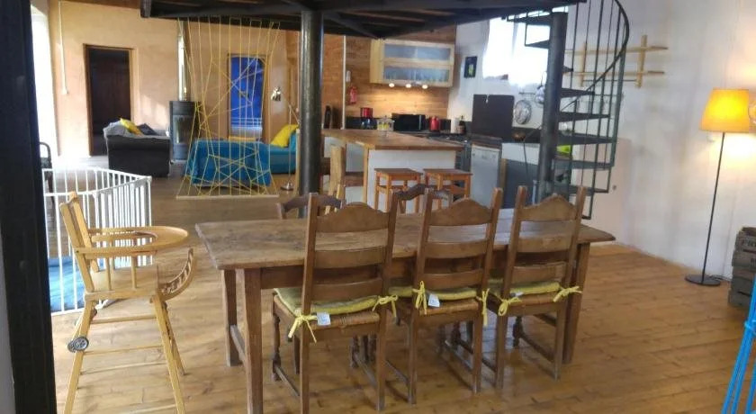 5 Family Apartments with Pool & Large Garden in Historic Pézenas Convent