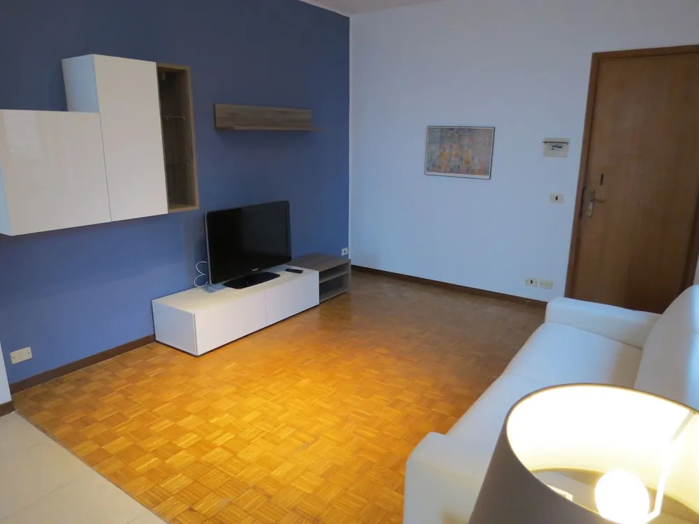 Villa Anastasye Your Lakefront Vacation Rental
