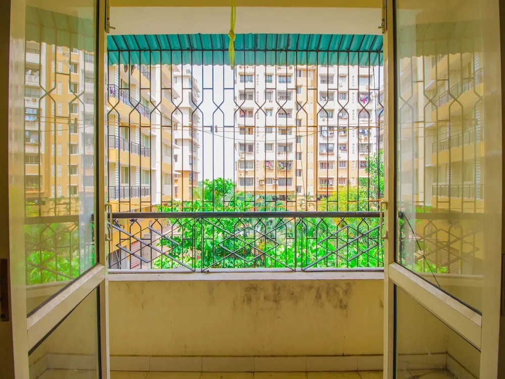 OYO 12390 Home Peaceful 2BHK Near Airport