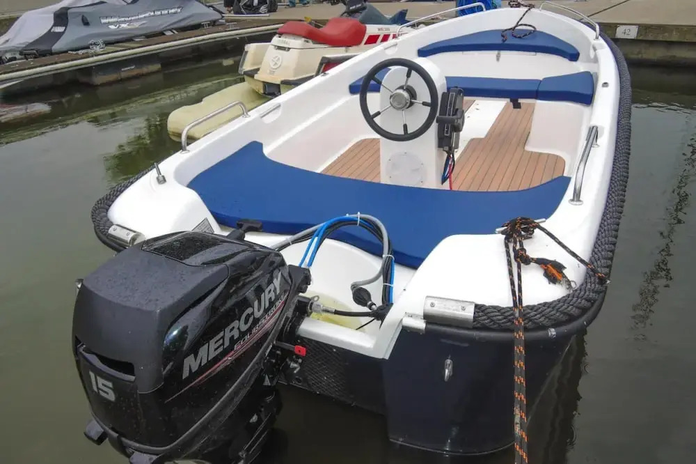 Hausboat Kamien Pomorski, 20 m2, for 3 Persons on the Water