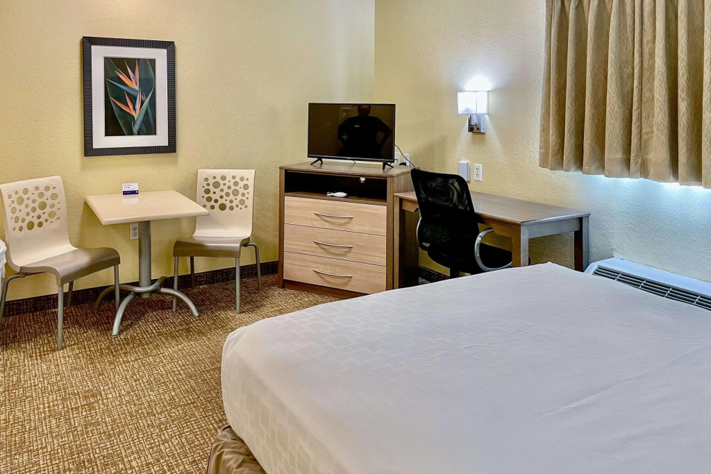 Suburban Studios Fort Myers Cape Coral