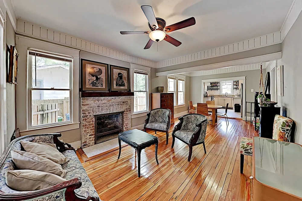 807ehs4x 2 Bedroom Home