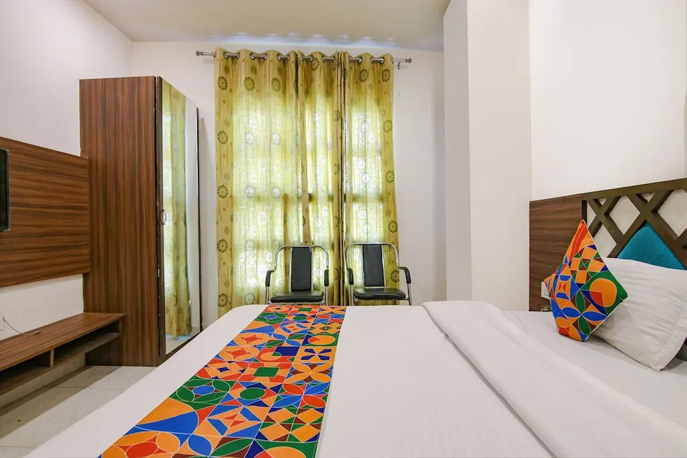 Hotel Legacy by Fabhotel