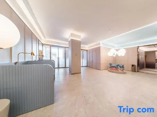 HanTing Hotel (Qiqihar Railway Station Square)