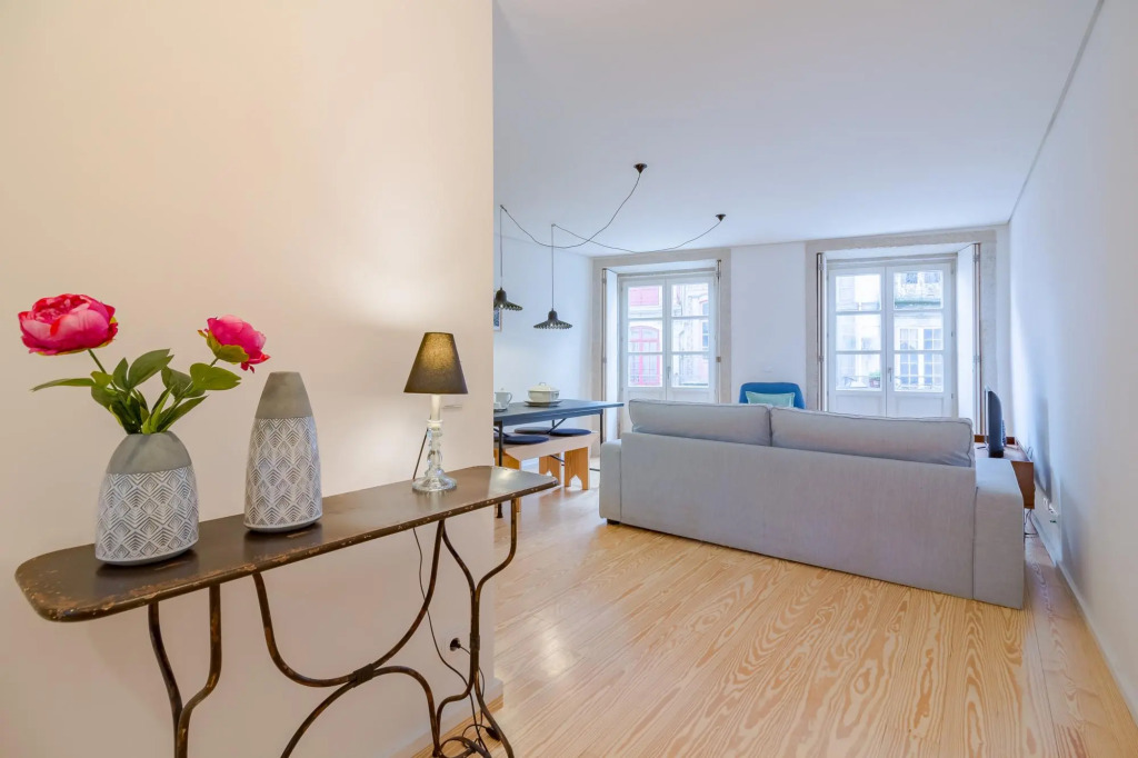 Taipas 3 in Oporto With 1 Bedrooms and 1 Bathrooms