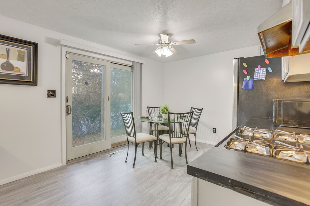 Explore Columbus! Fully Renovated Home w/ Yard