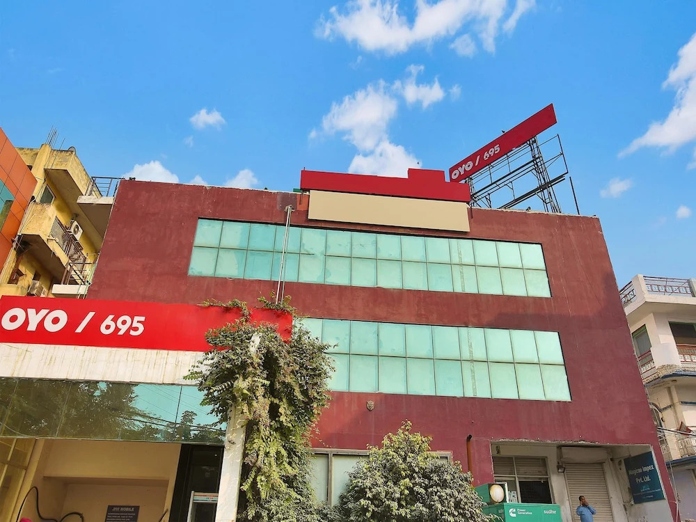 Hotel Om Paradise Near IGI Delhi Airport