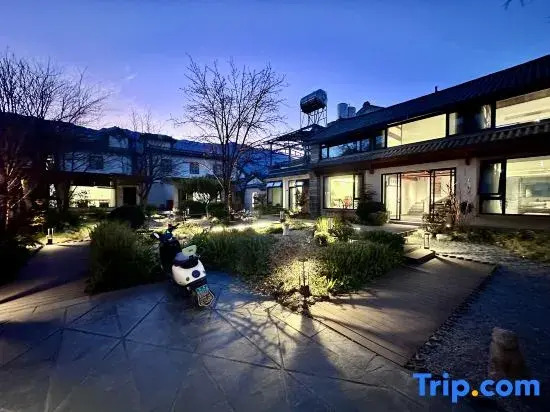 Zhiyunjian Garden Resort