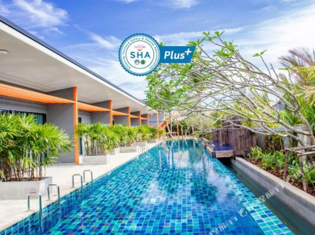 Oho Luxury Pool Access