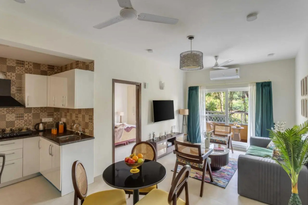 Pebble 1 BHK Apartment by tisyastays