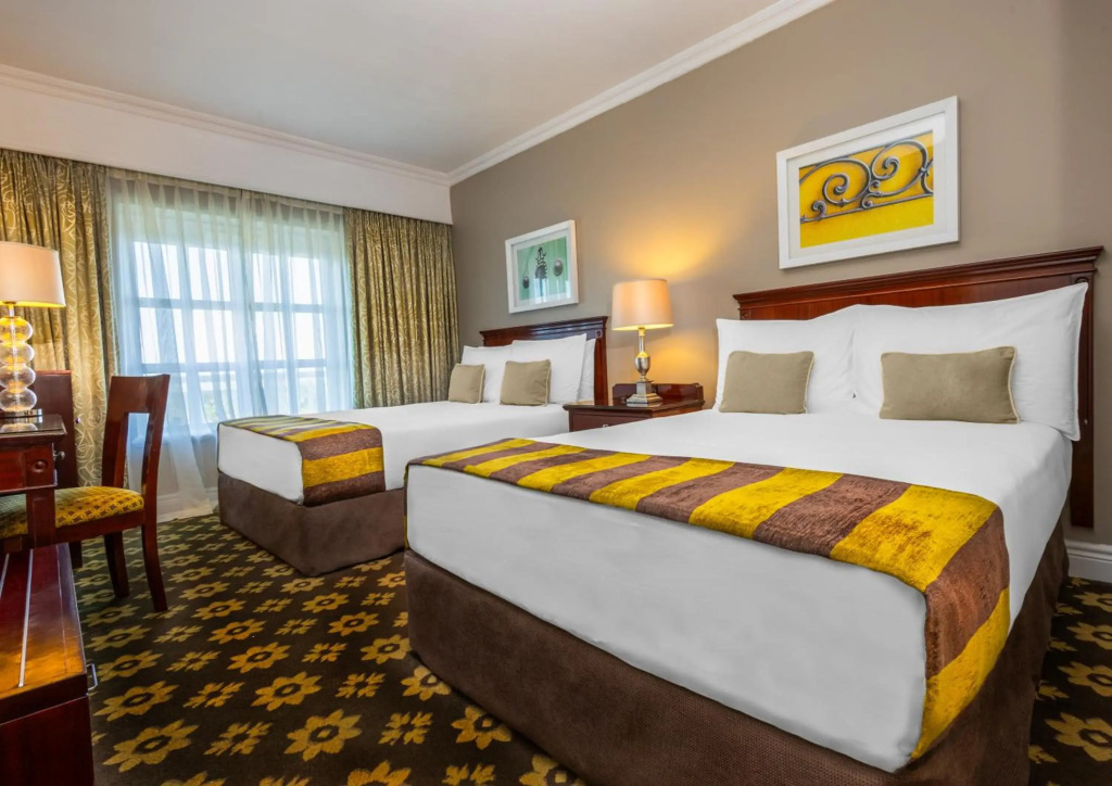 Hemingways Hotel