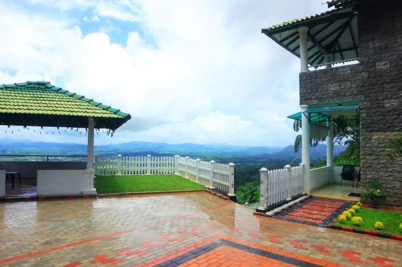 Danadhee Jungle Rest