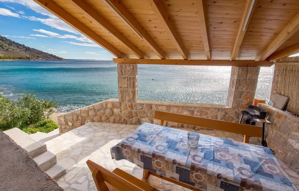 Beautiful Home in Lukovo Sugarje With Wifi and 1 Bedrooms