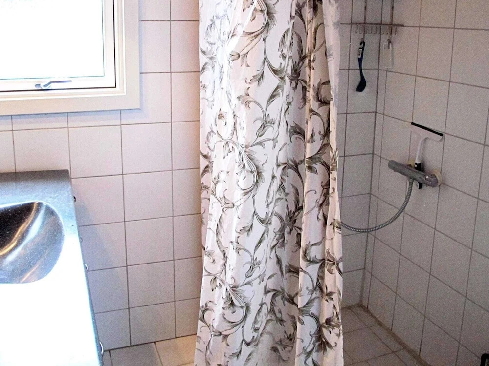 6 Person Holiday Home in Dannemare
