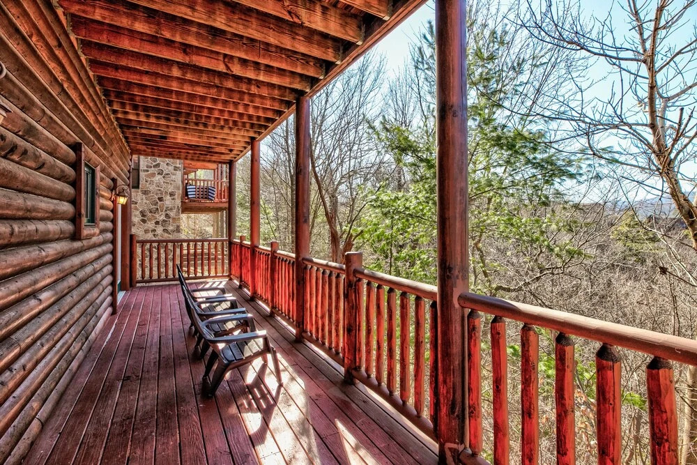 SmokyStays 5 Bedroom Cabin