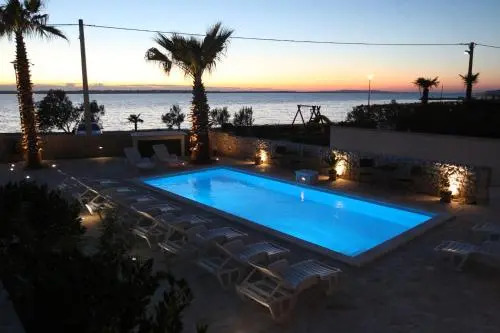 Sea View Apartments Nina