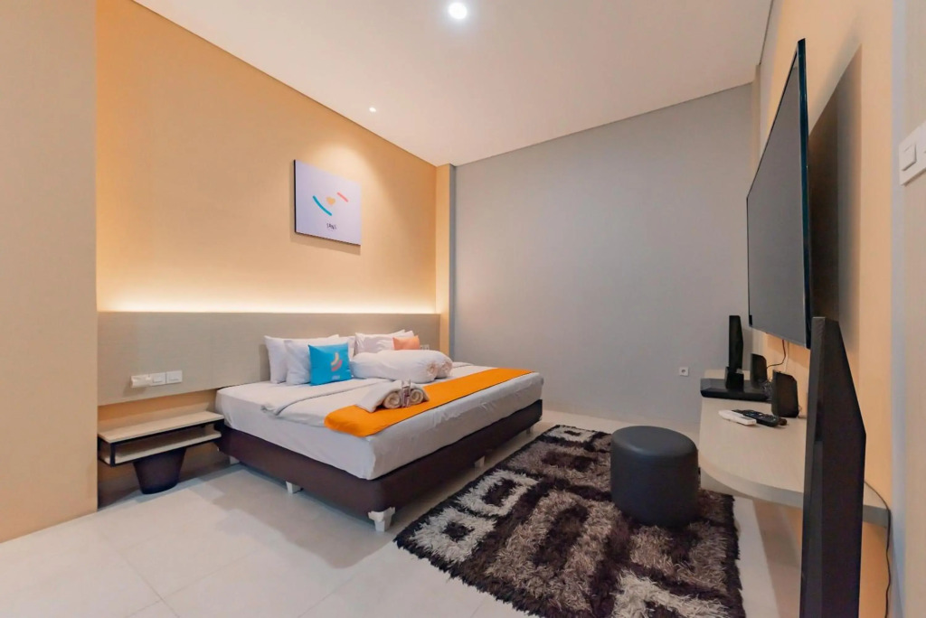 Sans Hotel Alexander Bandung