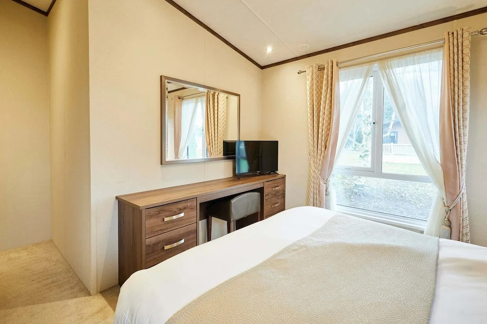 Host Stay Sutton Lodge
