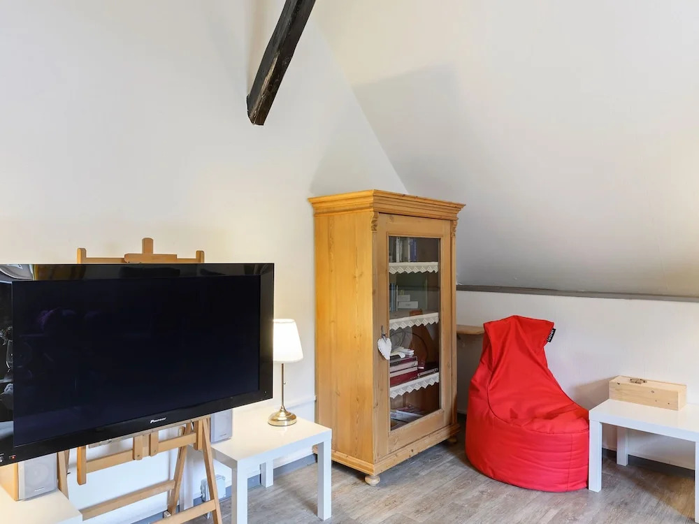 Large Holiday Home near Winterberg with Garden, Terrace, & Garage