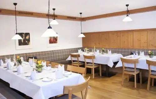 Gasthof Landhotel Hirsch