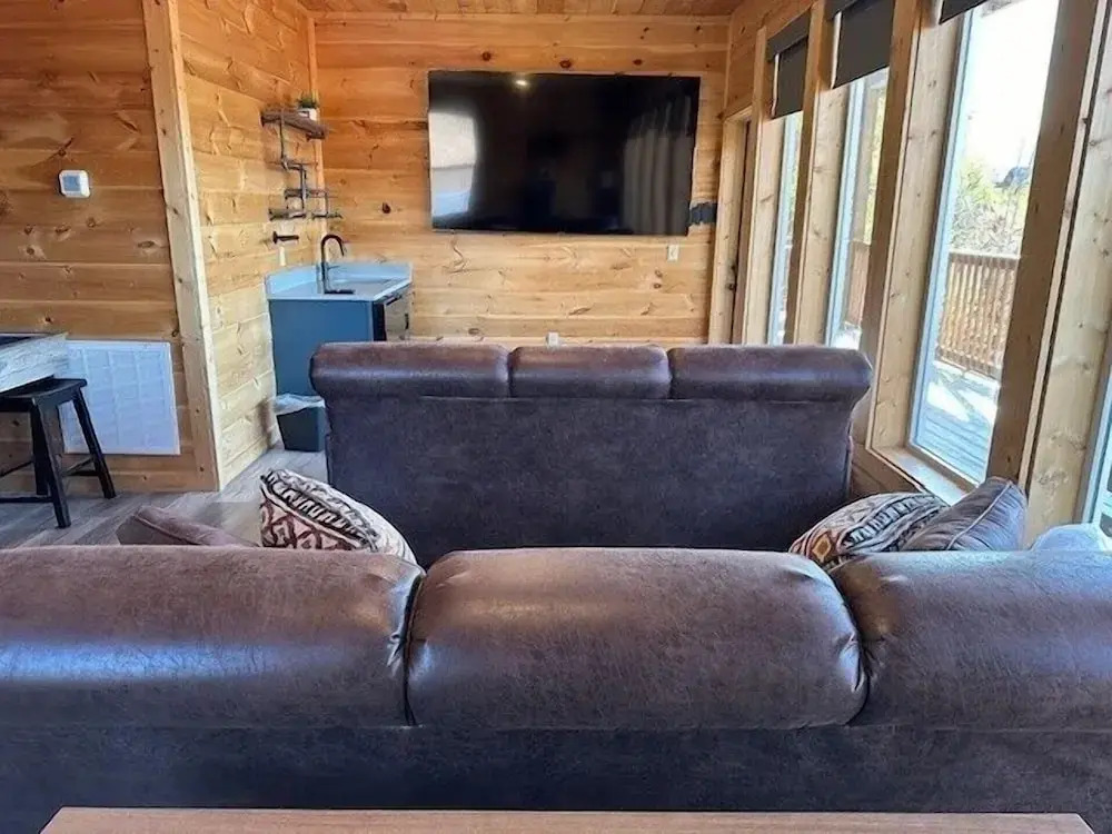 A Cabin On The Rocks - 3 Bedrooms, 3.5 Baths, Sleeps 10 3 Cabin by RedAwning