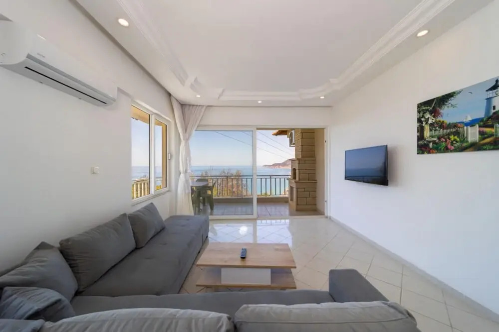 Superb Flat with Nature View and Balcony in Alanya