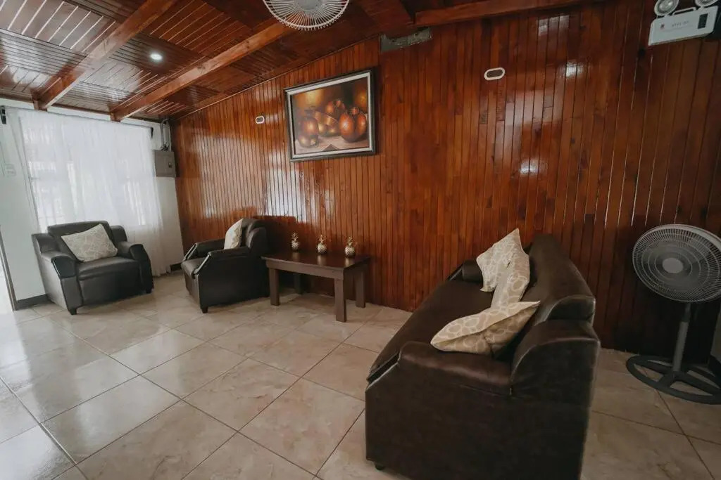 Flor Tica House