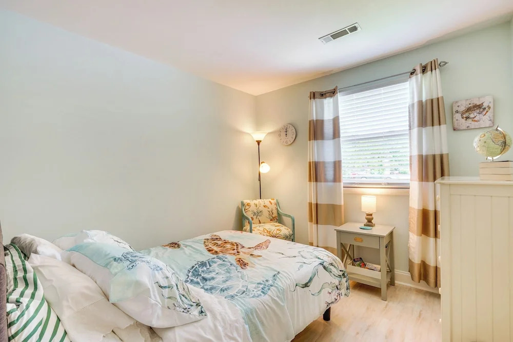 Cozy Goose Creek Escape w/ Patio & Grill