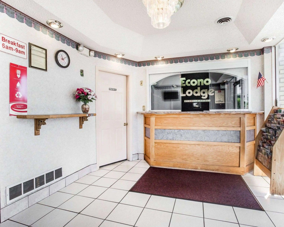 Econo Lodge McDonough South