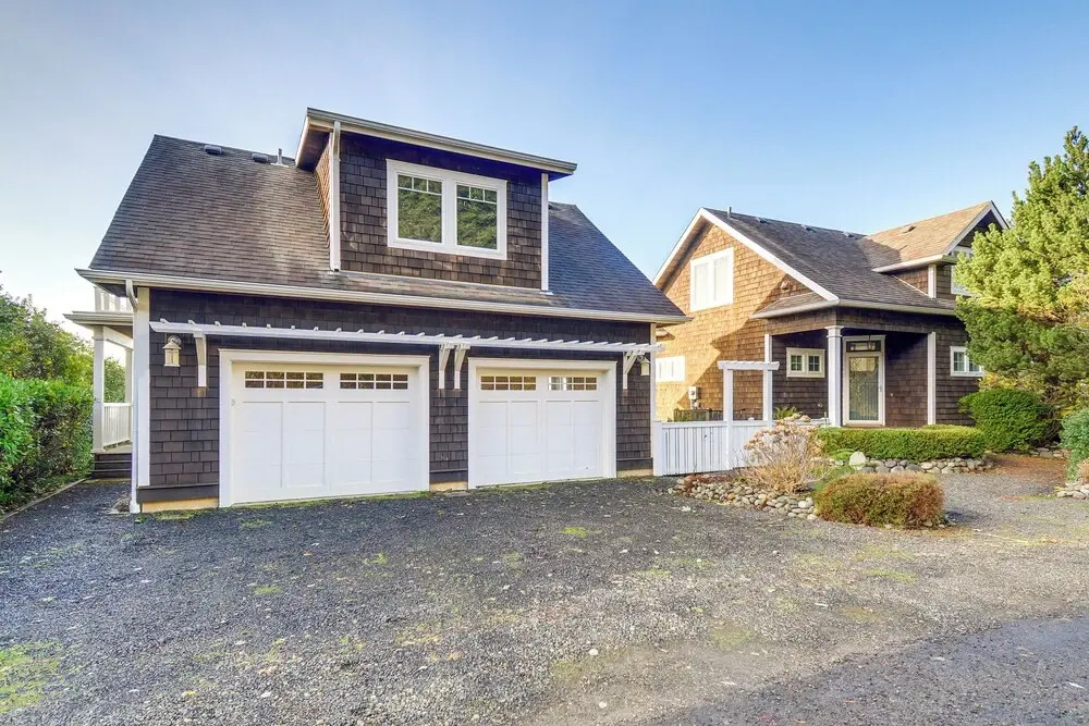 Oceanfront Moclips Escape w/ Deck & Beach Access!