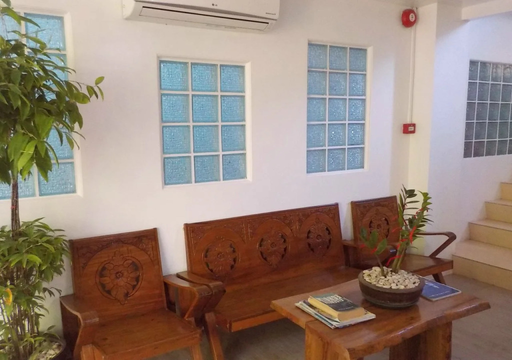 Blue Lotus Hotel