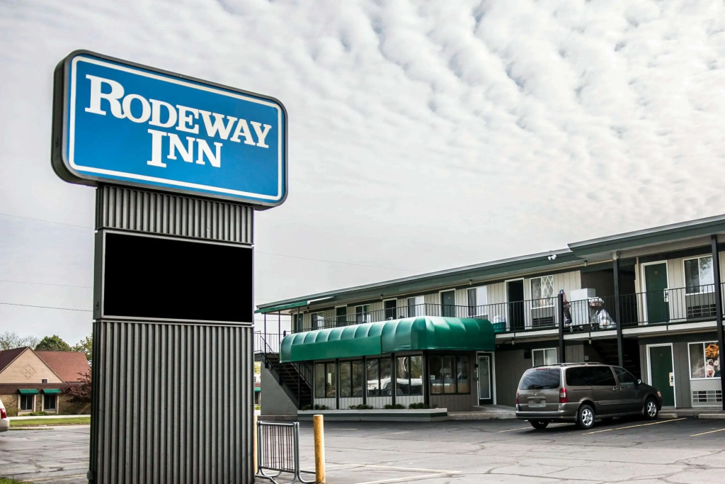 Rodeway Inn Grand Haven