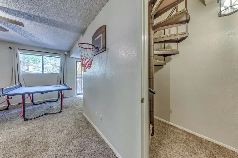 1 Mi to Ski Slopes: Alto Escape w/ Game Room!