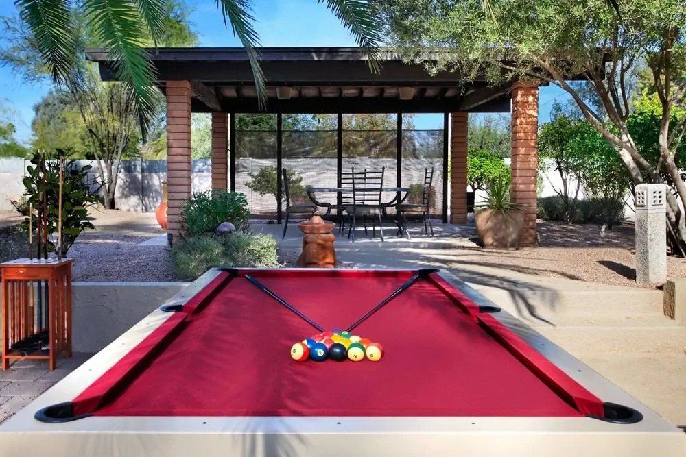 AZ Oasis! Heated Pool & Spa - Sport Court & Putting Greens Pool Table & Games!