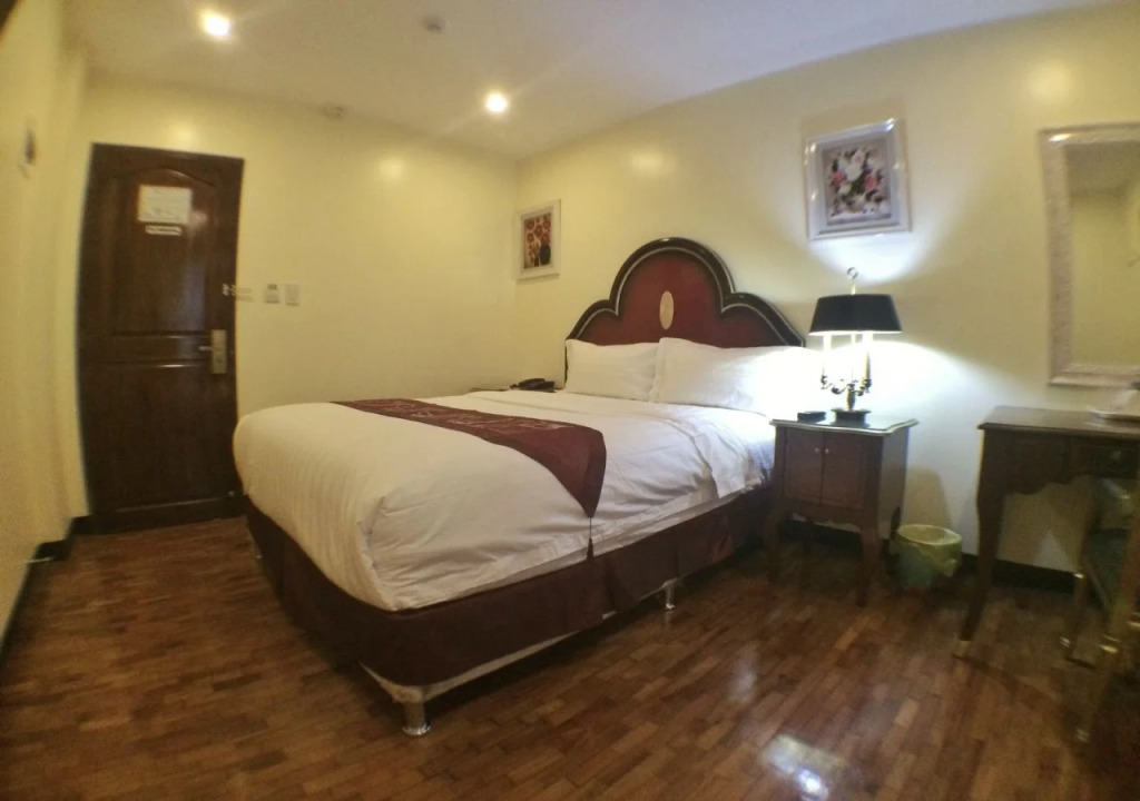 Rainbowland Hotel