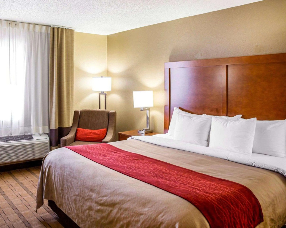 Comfort Inn & Suites Coralville - Iowa City near Iowa River Landing
