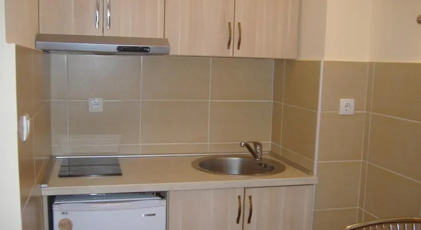 Studio Apartment Djeram1