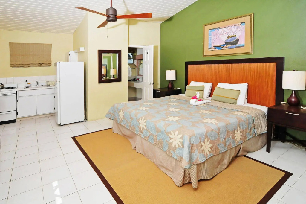 Blue Horizons Garden Resort