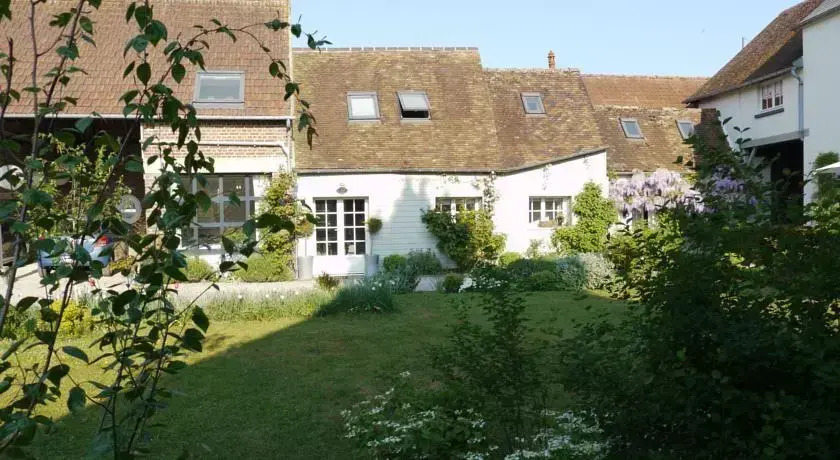 Le 33