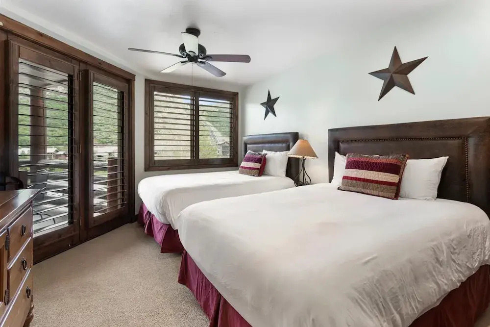 Trail's End Lodge at Deer Valley Resort - Two Bedroom Residence with Den and Spa #202 2 Condo