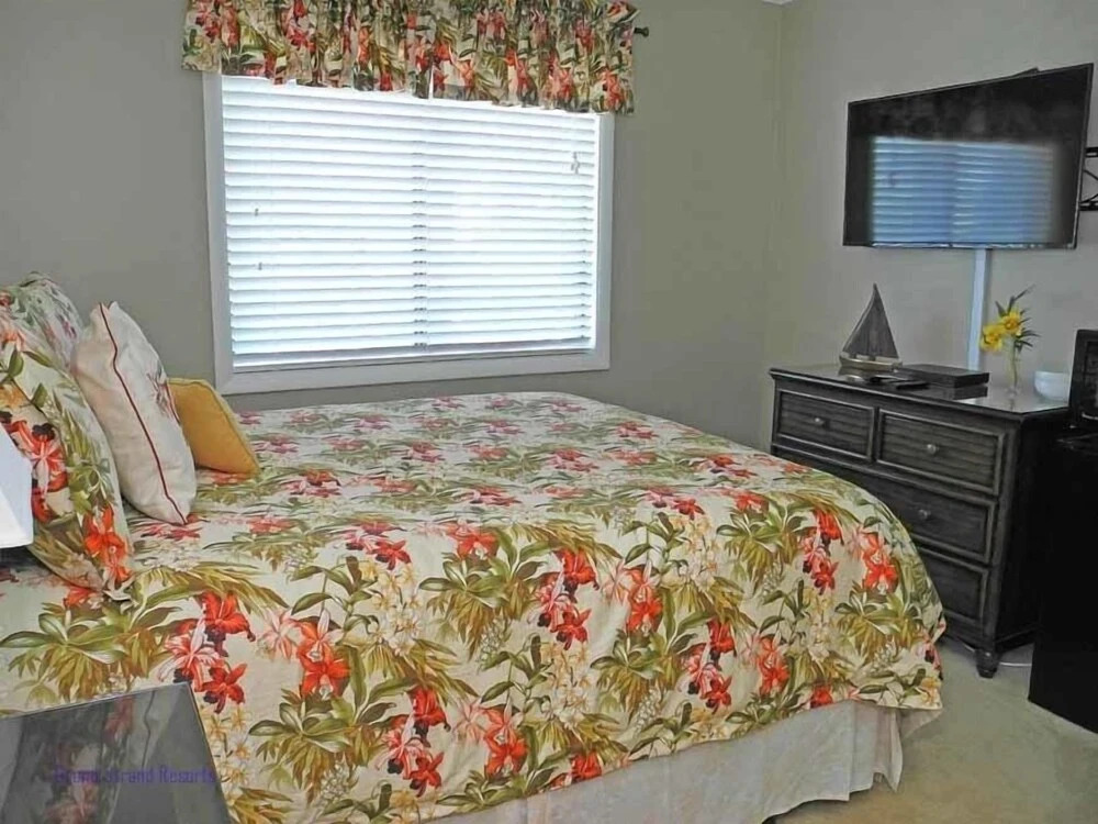 Tilghman Beach And Racquet Club 160b 1 Bedroom Condo by RedAwning