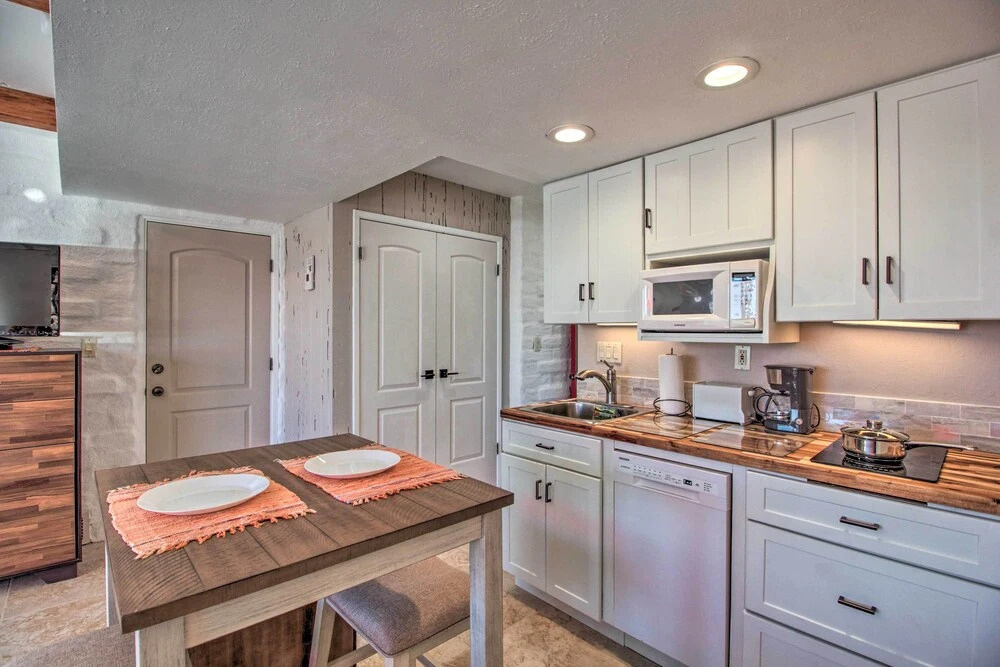 Catalina Mountain Studio w/ Tucson Valley Views