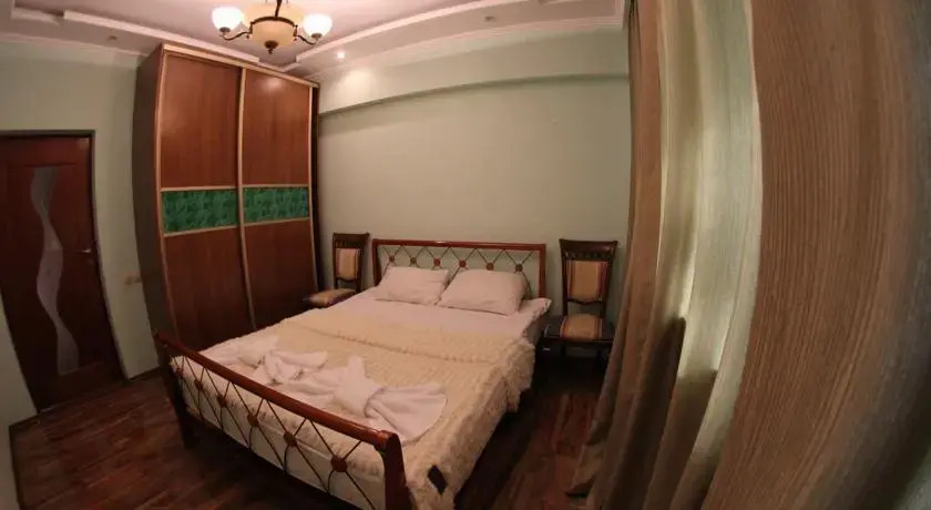 AtHome at Baribayeva 23