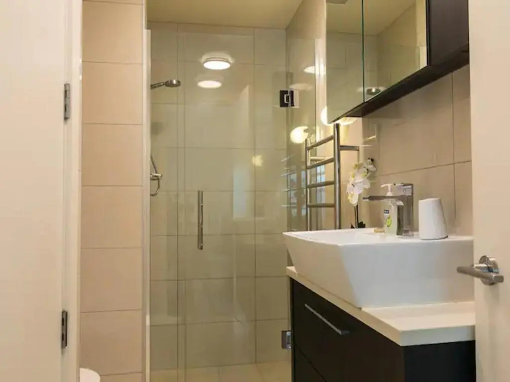 Superb One Bedroom near Britomart by Zodiak Stays