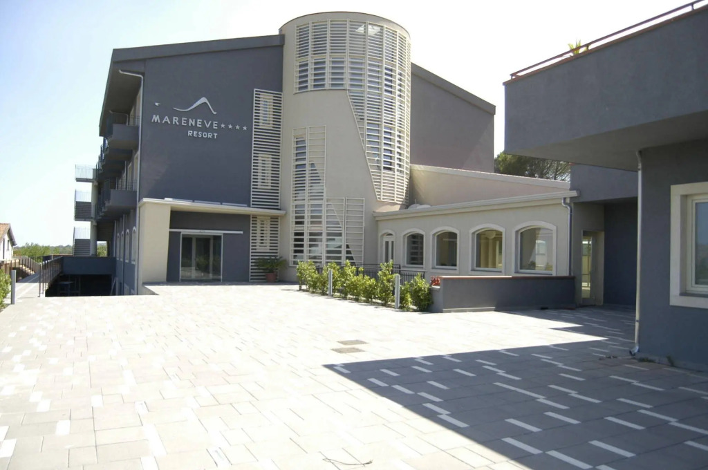 Mareneve Resort