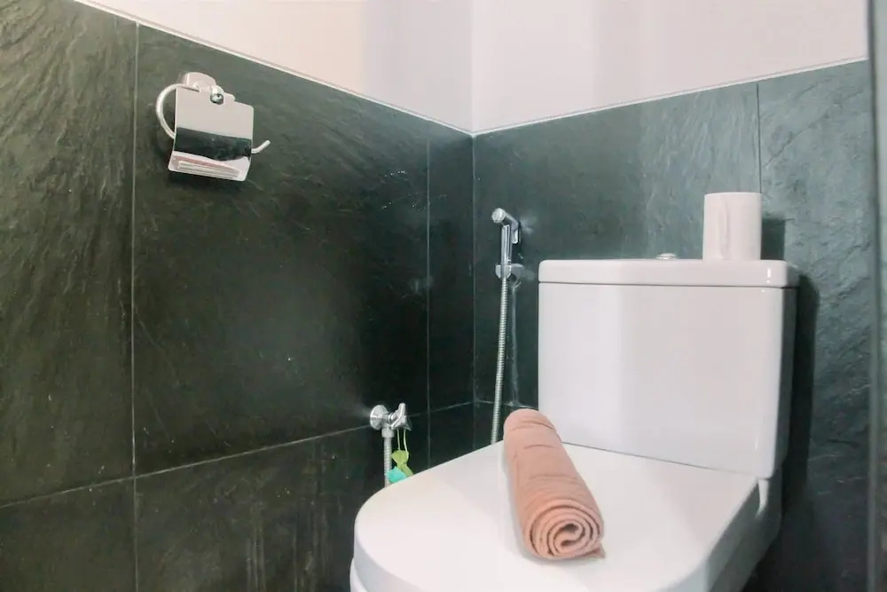 3BR Apartment at 1 Park Residences with Private Lift