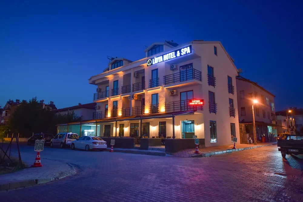 Lidya Hotel