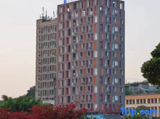 7 days premium hotel (Chongqing Hechuan Bus Center Station)